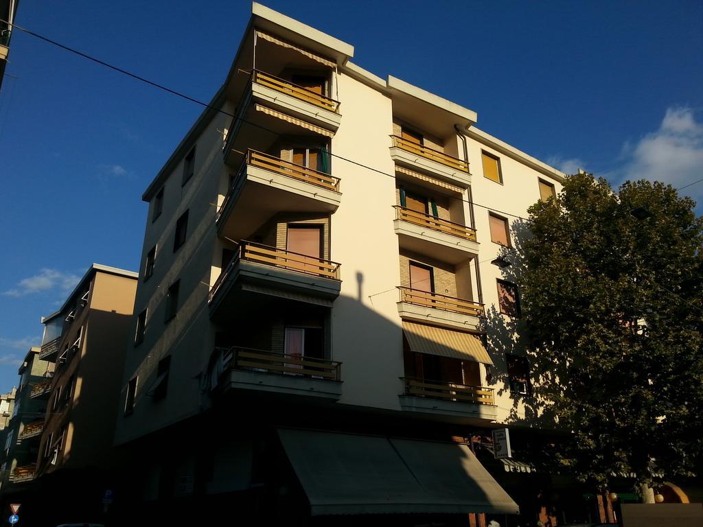 Casa Al Mare Apartment Албисола Супериоре Екстериор снимка